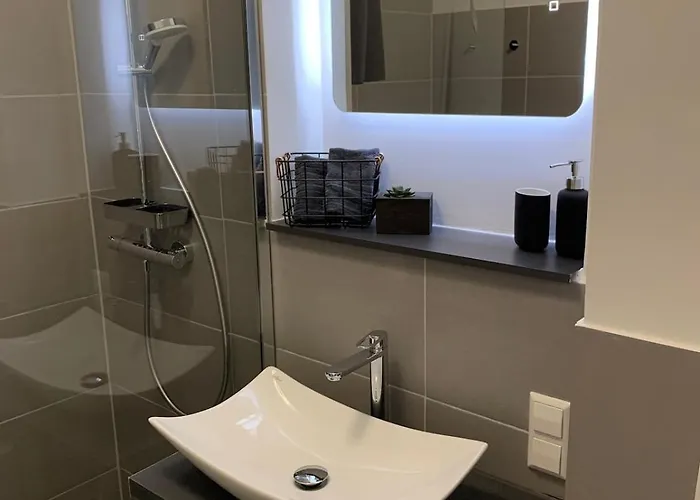 Renovated, Cozy 1-room With Balcony Appartamento