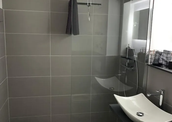 Renovated, Cozy 1-room With Balcony * Pleidelsheim